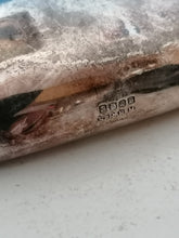 Charger l&#39;image dans la galerie, Flasque à whisky, métal argenté Anglais
