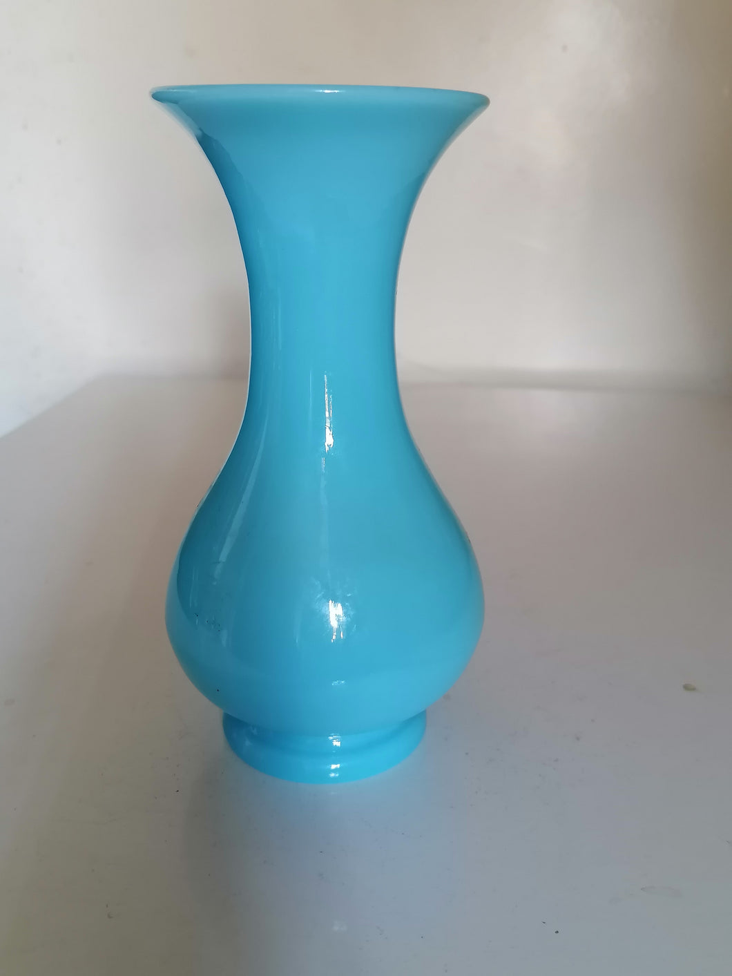 Opaline bleu vase ancien