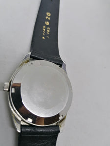 Certina homme  quartz bracelet et pile neuve.