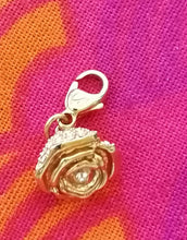 Charger l&#39;image dans la galerie, Swarovski charm rose doré 
