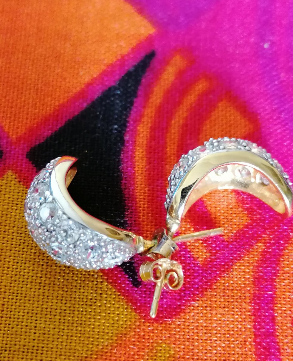 Paire de boucle d'oreille doré et cristaux 