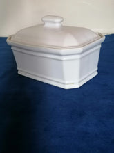 Charger l&#39;image dans la galerie, Terrine à foie gras en faïence
