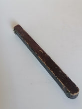 Charger l&#39;image dans la galerie, Porte plume ancien en or avec son écrin
