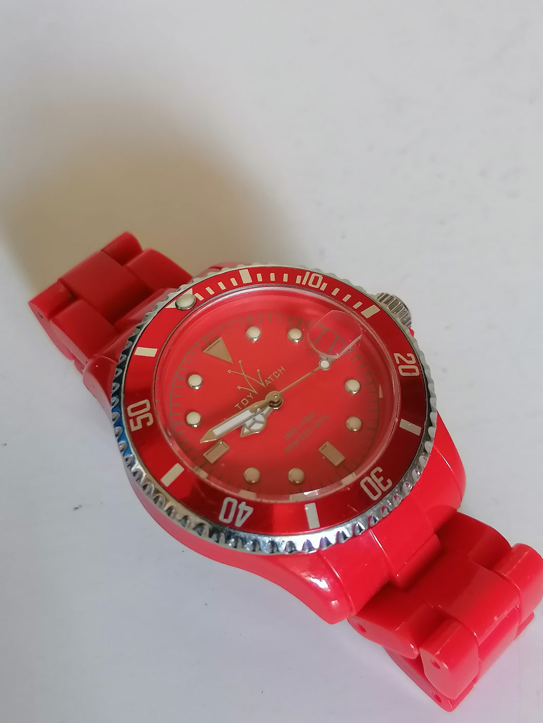 Montre toy watch rouge quartz 