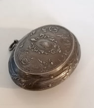 Charger l&#39;image dans la galerie, Petite boîte pendentif avec miroir

