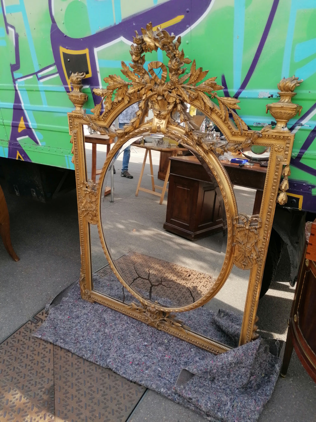 Beau miroir Louis XVI ancien 