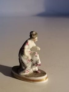 Vieux Vienne, figurine en porcelaine peinte