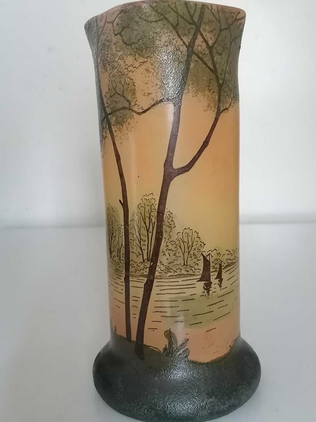 Vase Art nouveau petit à la main