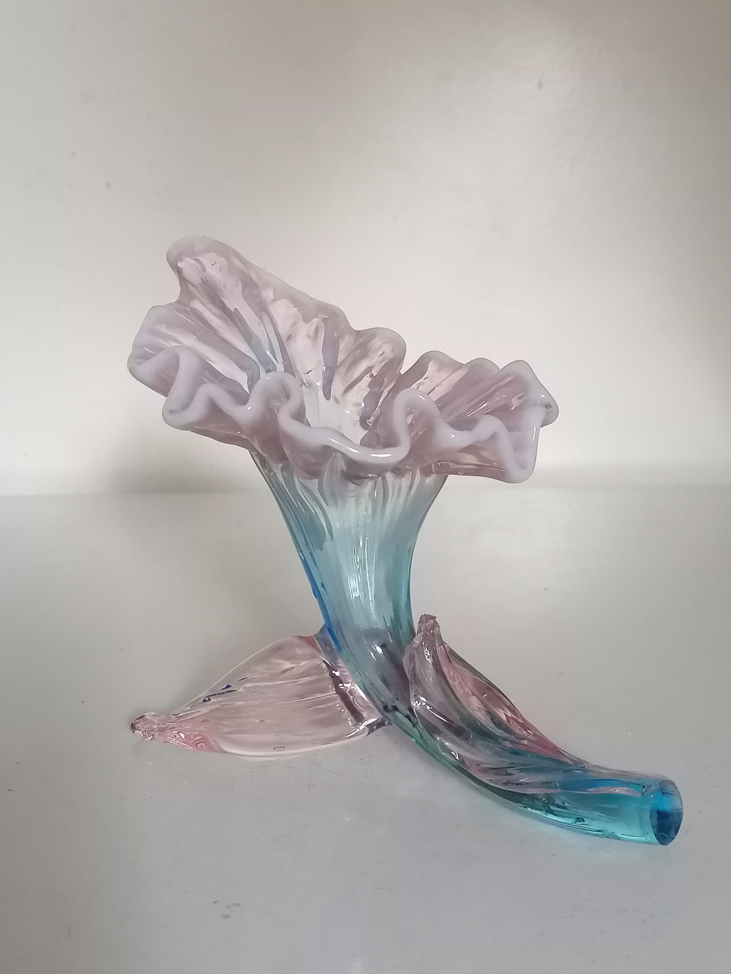 Vase en verre soufflé de murano, forme de fleur