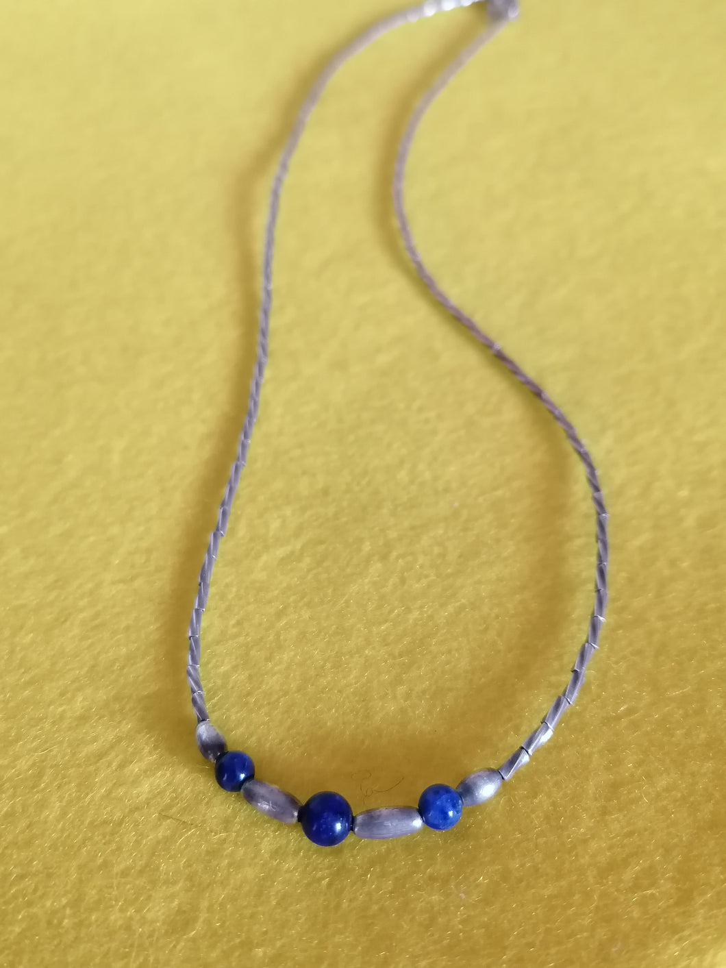 Collier argent et pierre bleu