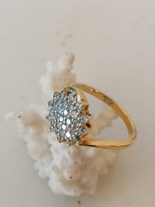 Bague doré avec cristaux
