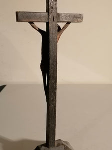 Crucifix en bois sculpté 19ème parfait état 