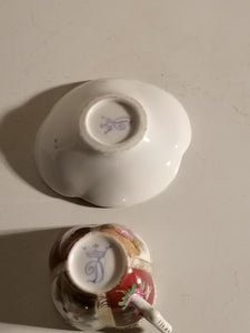 Tasse en porcelaine de collection allemande peinte à la main