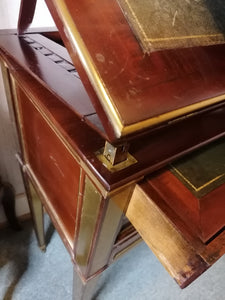 Rare table liseuse et  chifonnière d'époque Directoire, placage acajou et incrustations laiton
