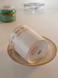 Tasse et sous tasse à café ancienne, en porcelaine française