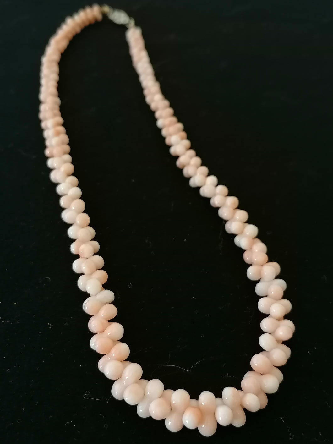 Collier en perle  taillé
