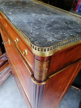 Charger l&#39;image dans la galerie, Secrétaire d&#39;époque Louis XVI en acajou. Dessus Marbre. Parfait état. 

