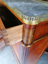 Charger l&#39;image dans la galerie, Secrétaire d&#39;époque Louis XVI en acajou. Dessus Marbre. Parfait état. 

