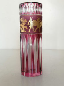 Vase en cristal taillé Val St Lambert modèle jupiter avec décors or fin.