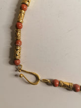 Charger l&#39;image dans la galerie, Collier reproduction de pièce antique Égypte  MMA métropolitain muséum Art.
