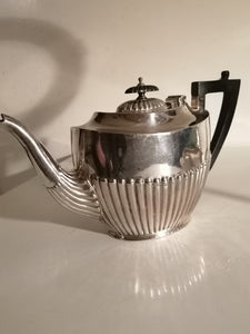 Théière Anglaise argenté vers 1900