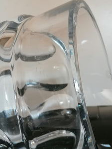 BACCARAT Rare seau à Champagne en cristal taillé. Hauteur 23cm