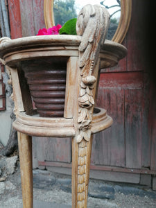 Sellette jardinière en bois sculptée et peint ancienne. 