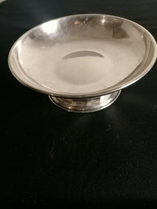 Coupe sur pied style Art déco argenté 