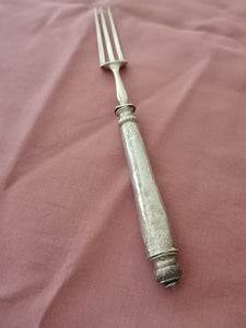 Fourchette de service, manche en argent 