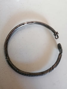 Ancien bracelet en argent massif Tunisien