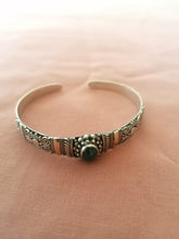 Charger l&#39;image dans la galerie, Bracelet en argent et pierre. 
