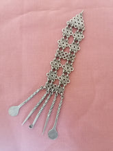 Charger l&#39;image dans la galerie, Rare châtelaine à opium en argent massif  19ème

