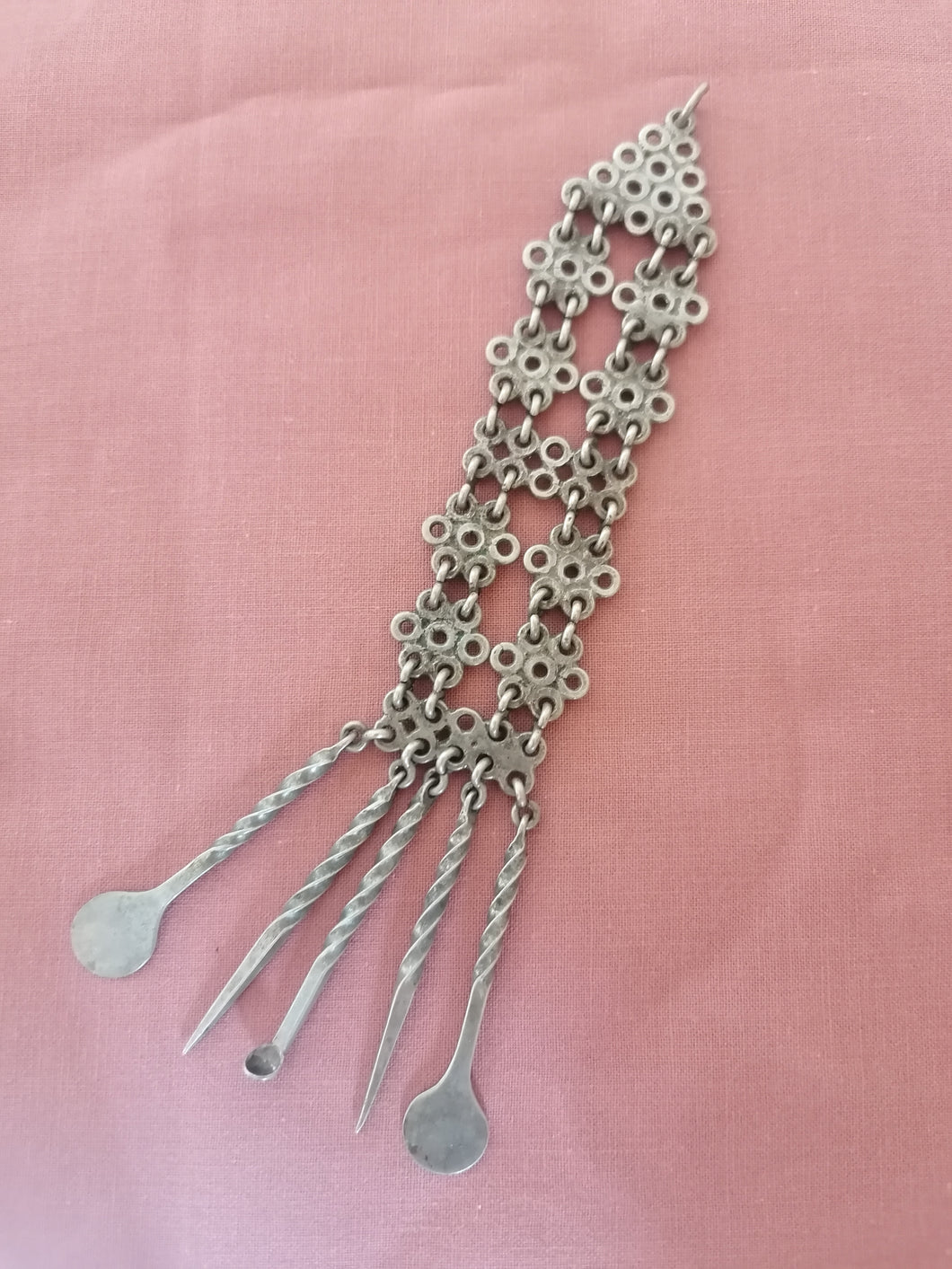 Rare châtelaine à opium en argent massif  19ème