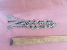 Charger l&#39;image dans la galerie, Rare châtelaine à opium en argent massif  19ème
