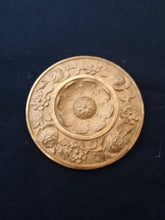 Charger l&#39;image dans la galerie, Embrasse en bronze doré XIXème 

