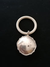 Charger l&#39;image dans la galerie, Jezler hochet en argent massif 
