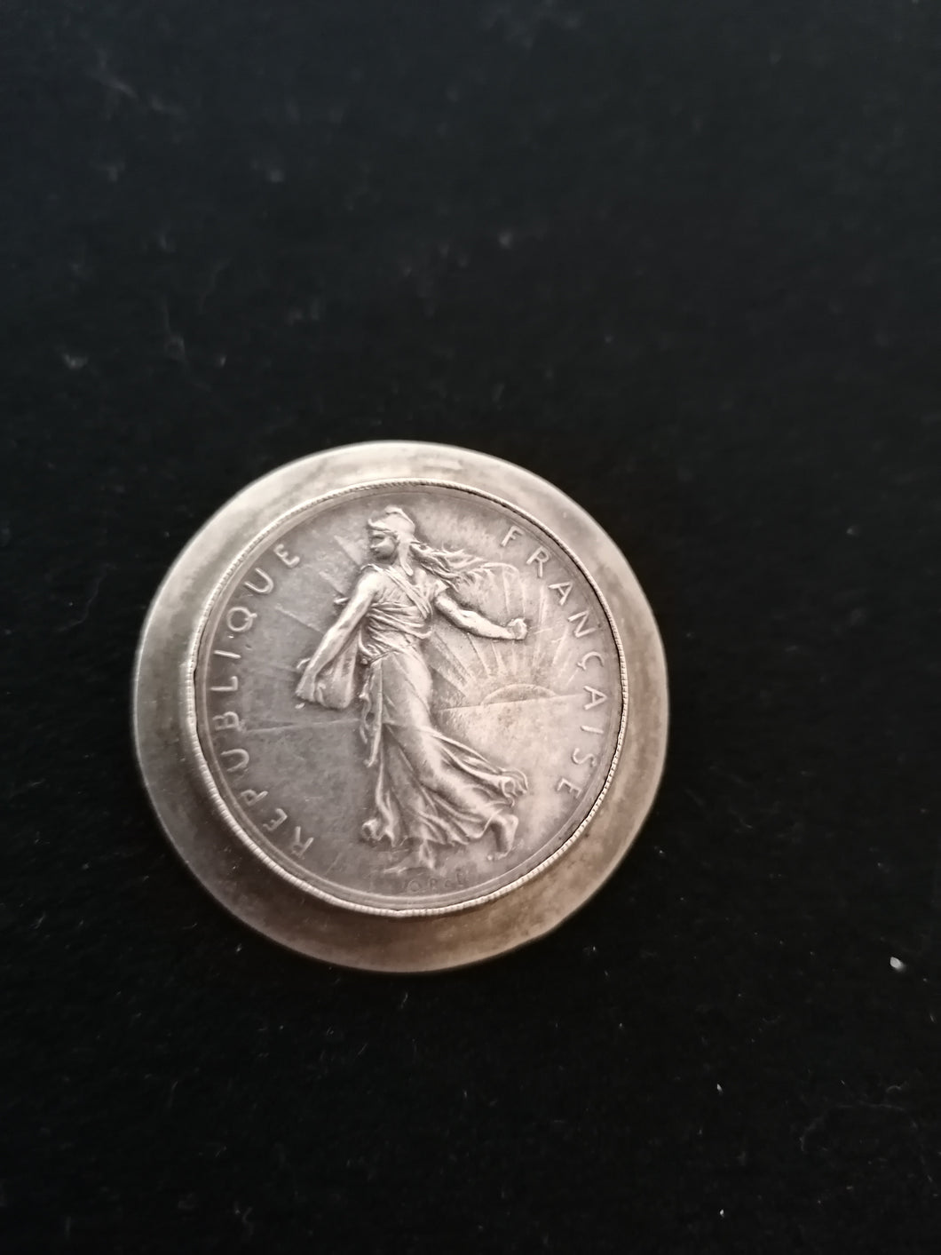 Broche 2ff argent la semeuse, 1918 avec sa monture de qualité