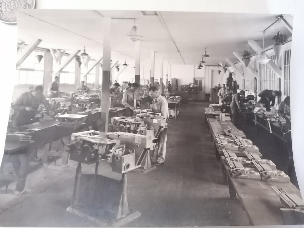 Photo usine Suisse vers 1950
