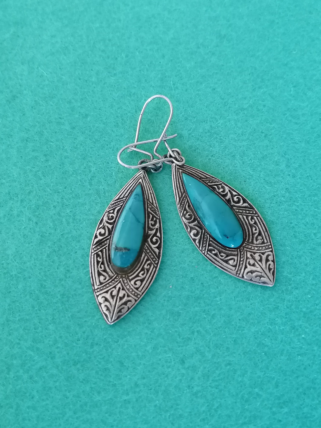 Paire de boucle d'oreille argent et turquoise. 