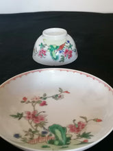 Charger l&#39;image dans la galerie, Sous coupe et bol porcelaine famille rose compagnie des Indes. 
