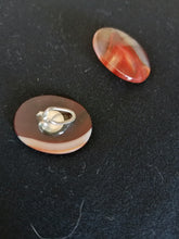 Charger l&#39;image dans la galerie, Paire de clip d&#39;oreille cornaline et fermoir argent
