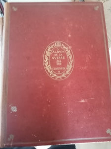 Album de la guerre 14-1918 illustré 2 tome recouvert cuir.