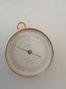 Baromètre ancien avec son écrin. 