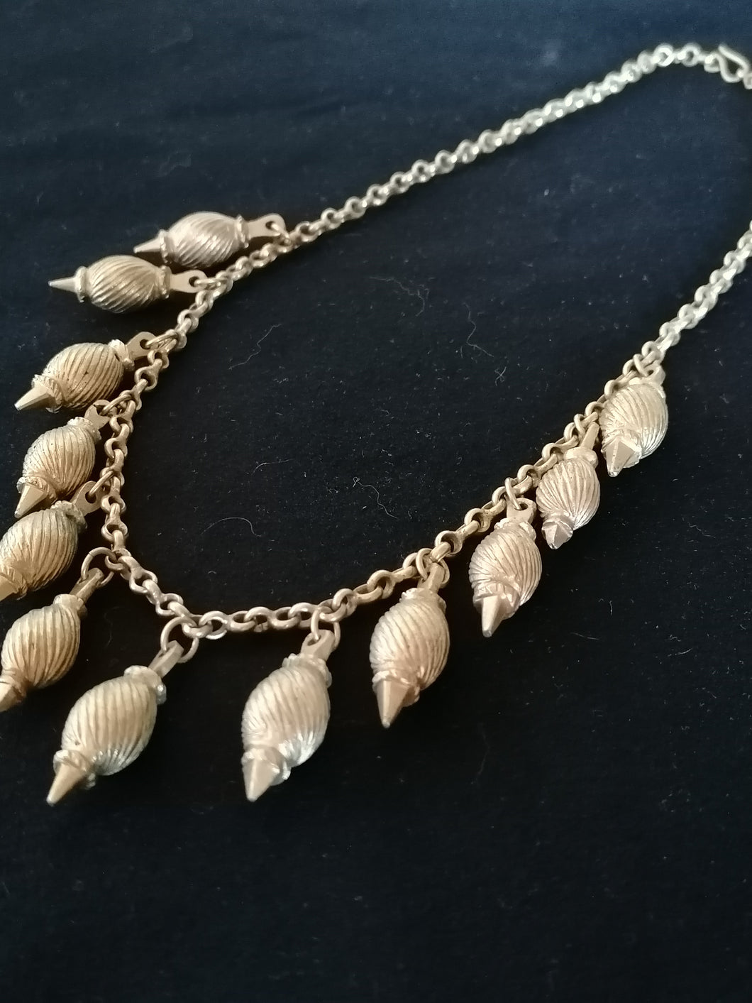 Collier en laiton doré indien 