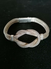 Charger l&#39;image dans la galerie, Bracelet nœud en argent massif
