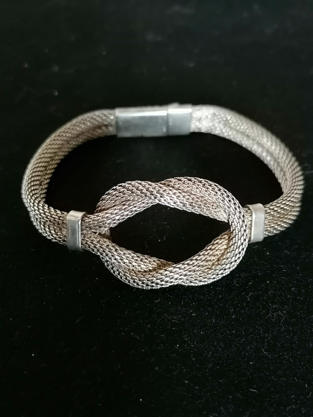 Bracelet nœud en argent massif
