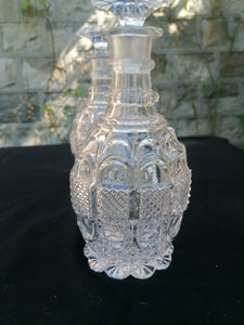 Paire de carafe Baccarat ancienne en cristal taillé