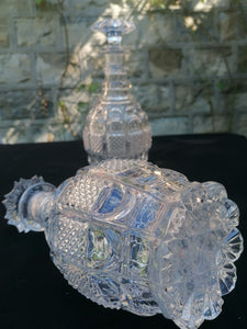Paire de carafe Baccarat ancienne en cristal taillé