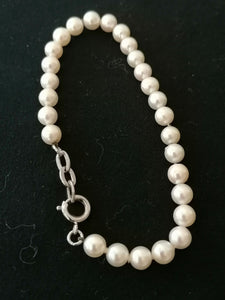 Bracelet perle de culture belle qualité.
