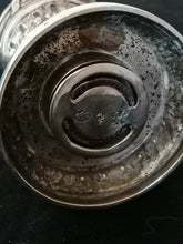 Charger l&#39;image dans la galerie, Moulin à poivre Allemand XIXème, style Louis XVI en argent massif.
